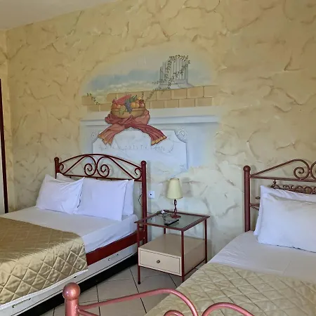 Akrotiri Rooms Agiokampos (Evia)