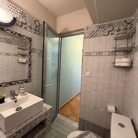 Apartament Akrotiri *