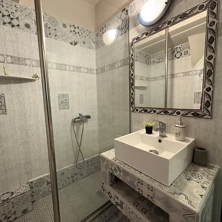 Akrotiri * Agiokampos (Evia)