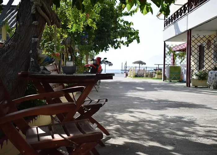 Akrotiri Rooms Agiokampos (Evia)